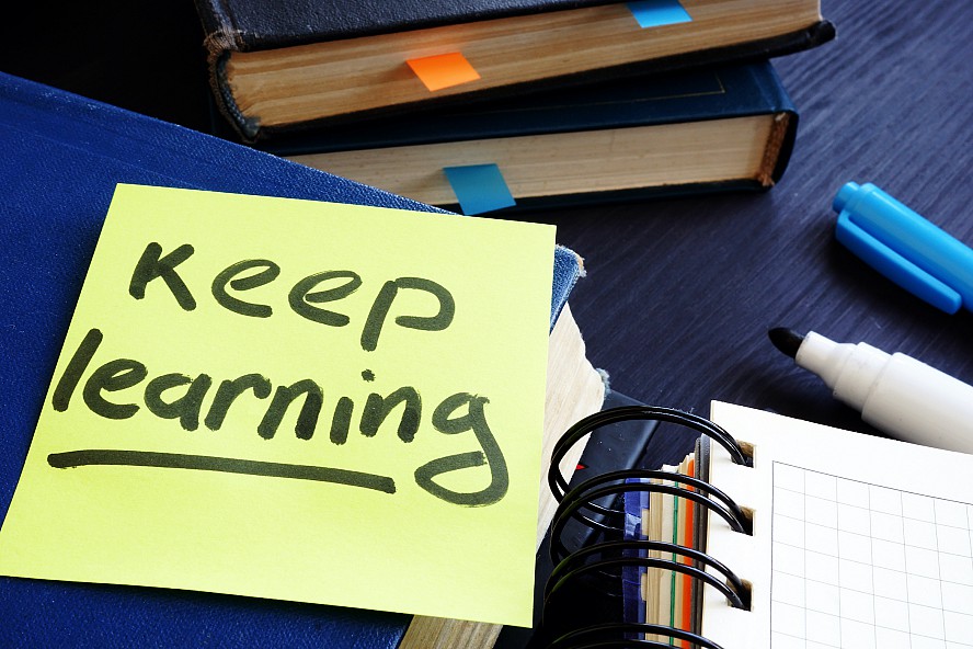 note that reads: Keep Learning