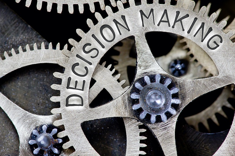 gears that say decision making