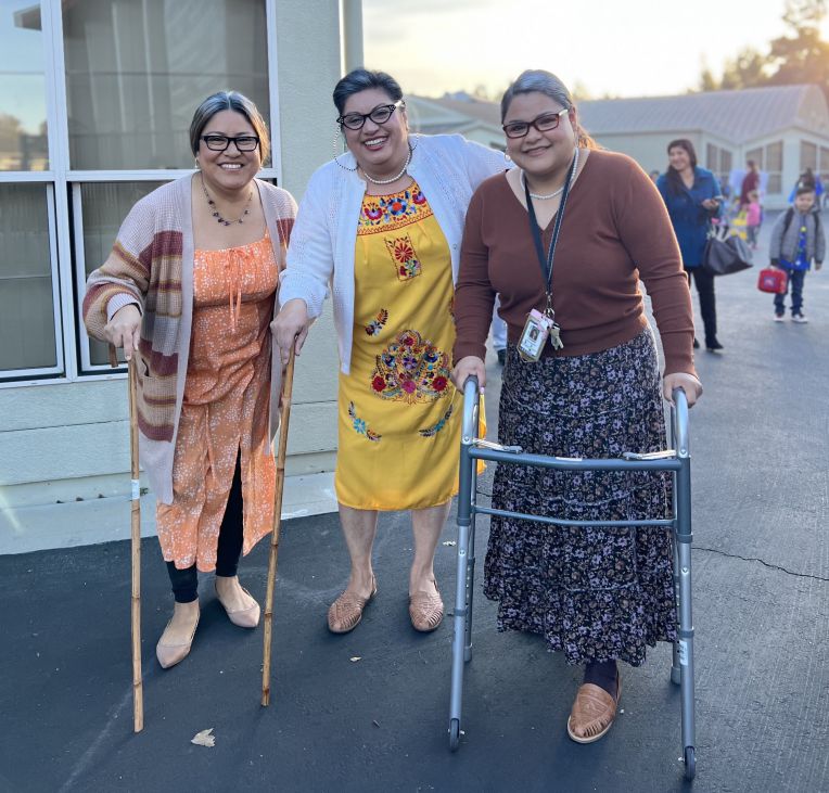 3 teachers dressed as old ladies